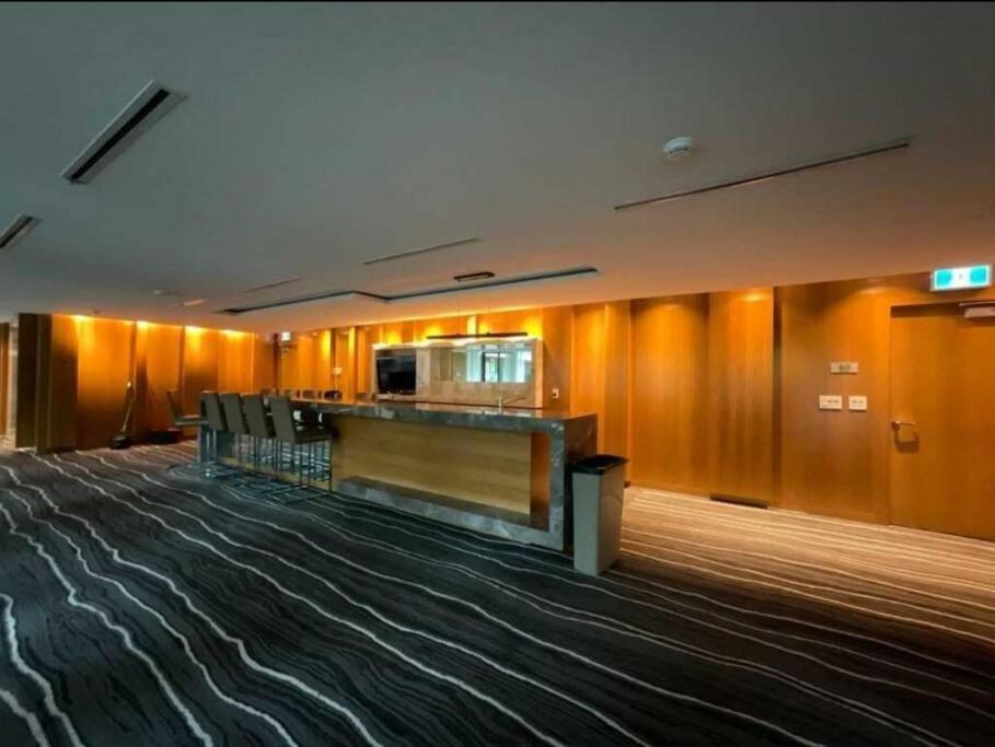 Cn Tower View With Free Parking, Pool, & More Amenities Toronto Exterior photo
